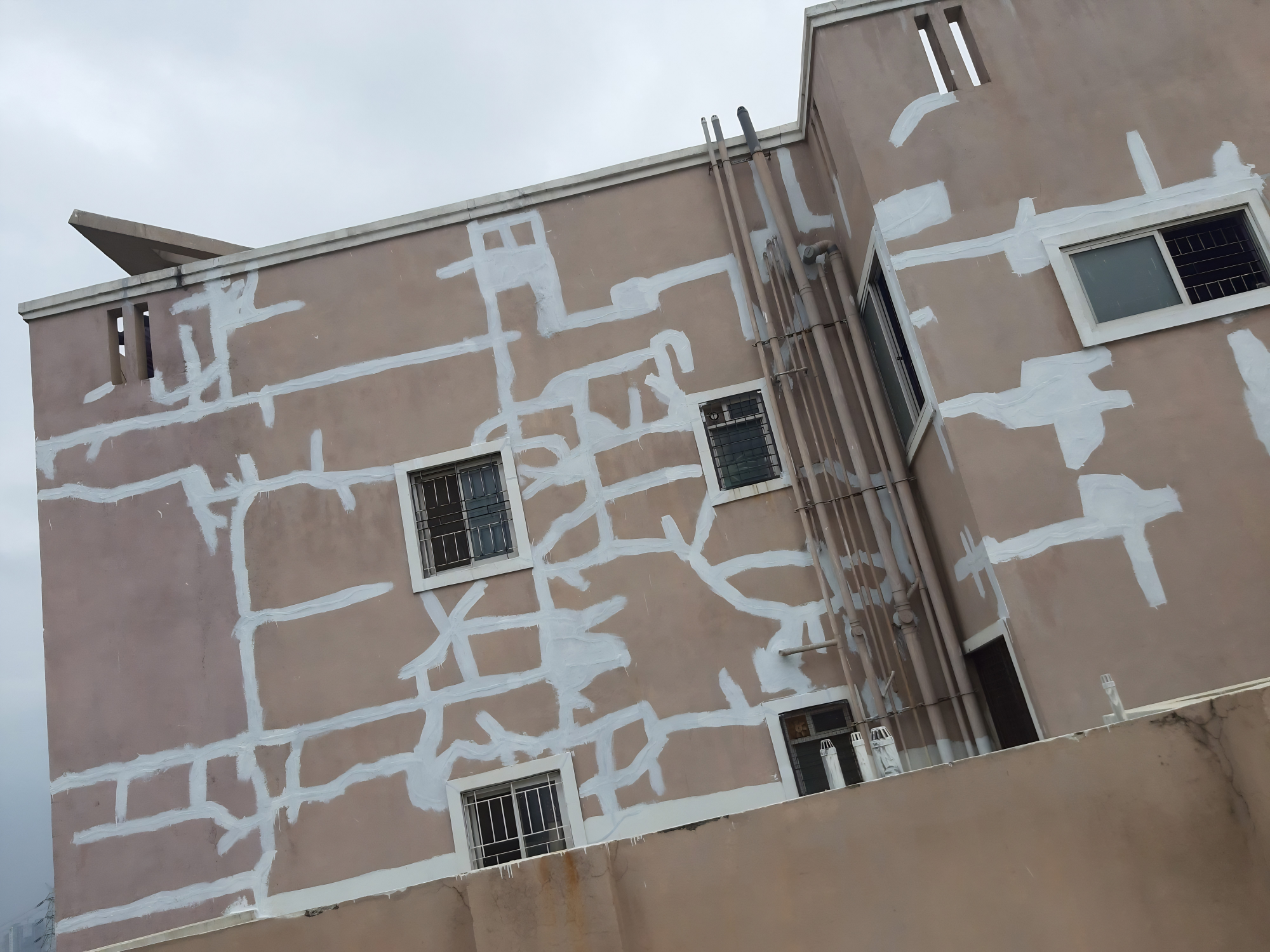 Exterior Crack Filling